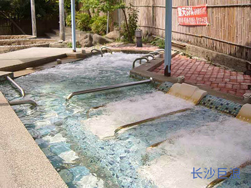 水疗池5